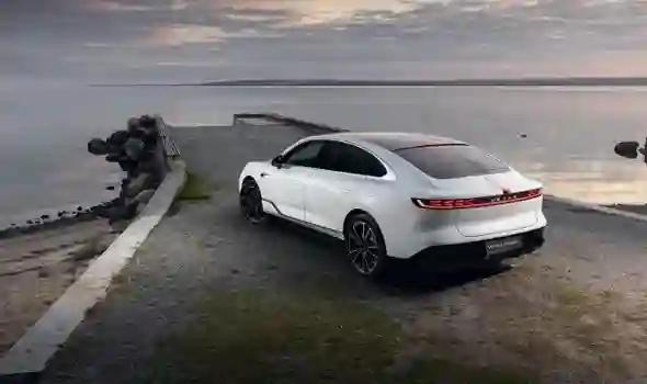 Новость VOYAH (НА ПУСТОМ БАКЕ. МЫ ИСПЫТАЛИ НОВЫЙ VOYAH PASSION EVR РОССИЙСКОЙ СБОРКИ)